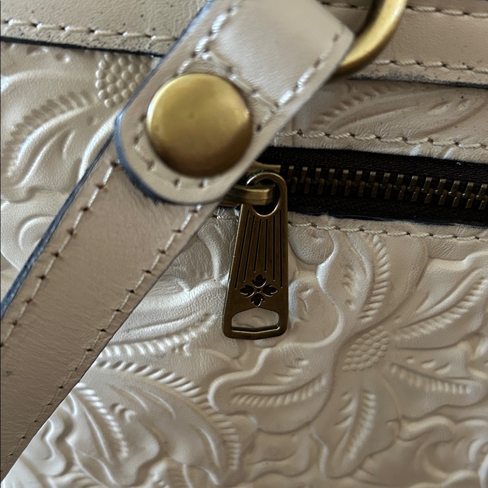 Patricia Nash Floral Tooled Poppy Shoulder Bag - Picture 13 of 16